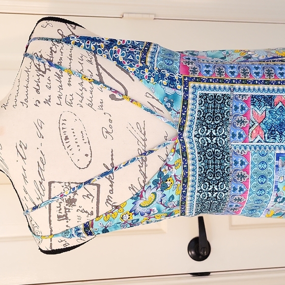 Umgee Dress with Lace underlay Hem - Picture 5 of 15